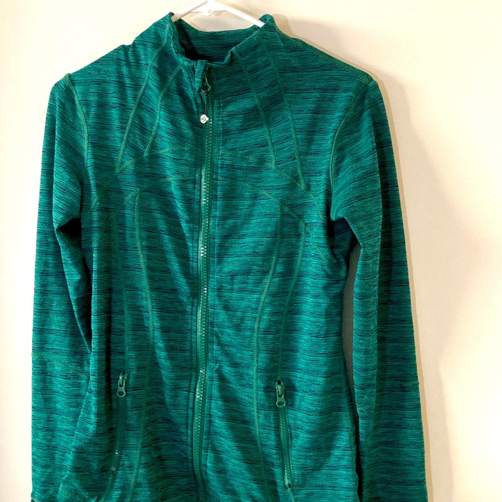 SOLD🎊 Lululemon Athletics Green Zip Up